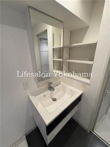 �y���ʏ��z�@