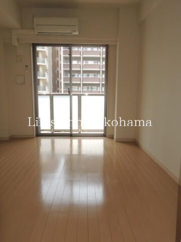 �y���ԁE���r���O�z�@