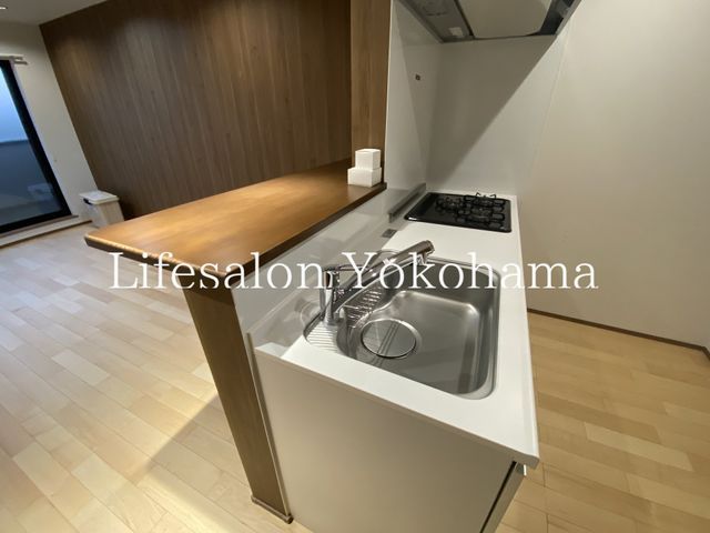 �y�L�b�`���z�@