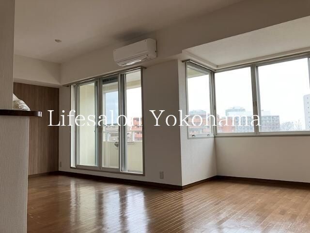 �y���ԁE���r���O�z�@