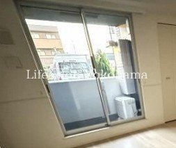 �y�o���R�j�[�z�@