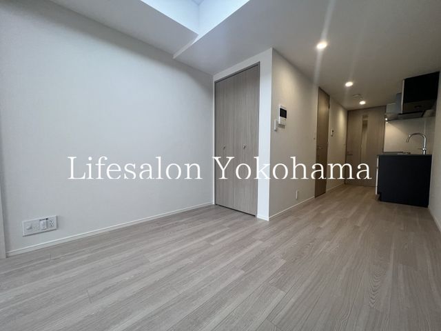 �y���ԁE���r���O�z�@���r���O/����
