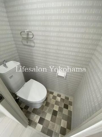 �y�g�C���z�@