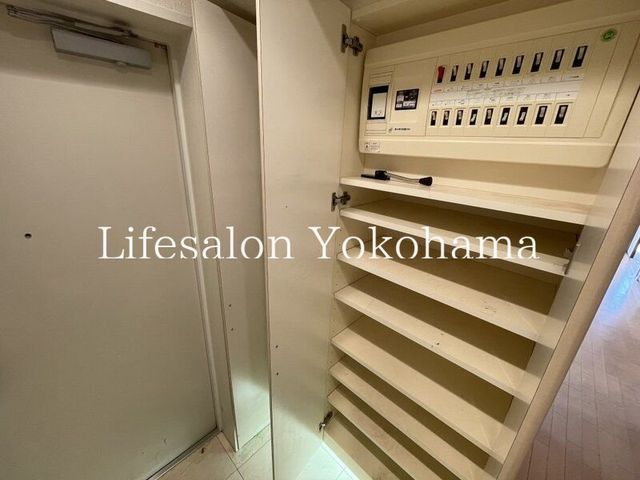 �y���[�z�@