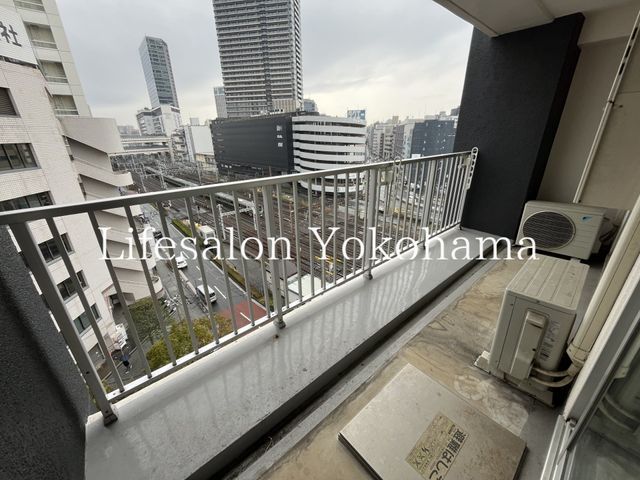 yoRj[z@oRj[
