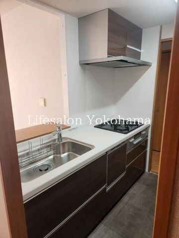 �y�L�b�`���z�@