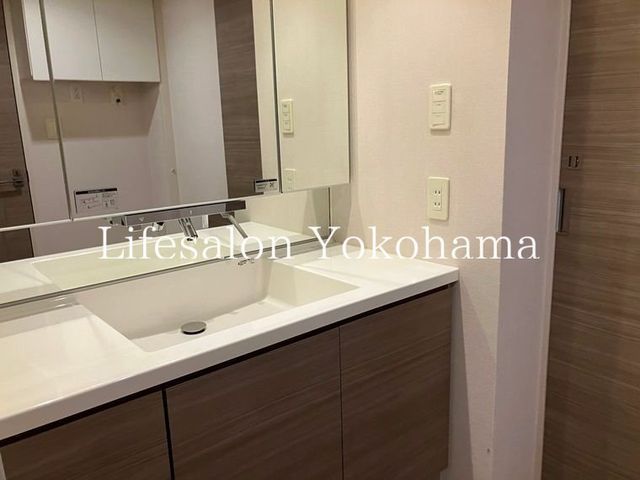 �y���ʏ��z�@