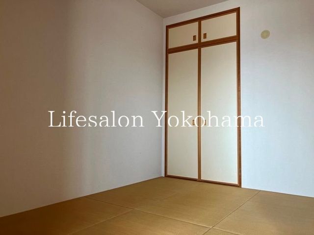 �y�Q���z�@