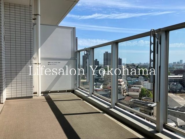 �y�o���R�j�[�z�@