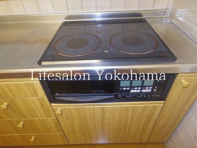 �y�L�b�`���z�@