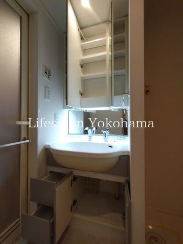 �y���ʏ��z�@