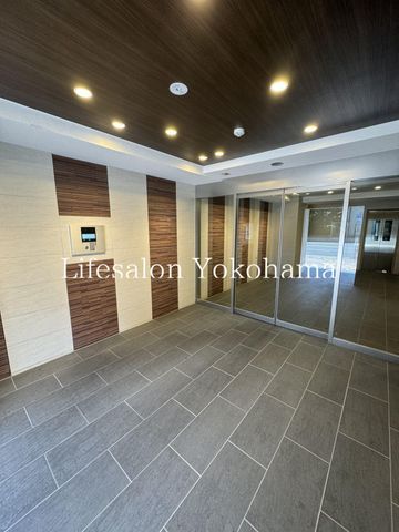 �y�G���g�����X�z�@�G���g�����X