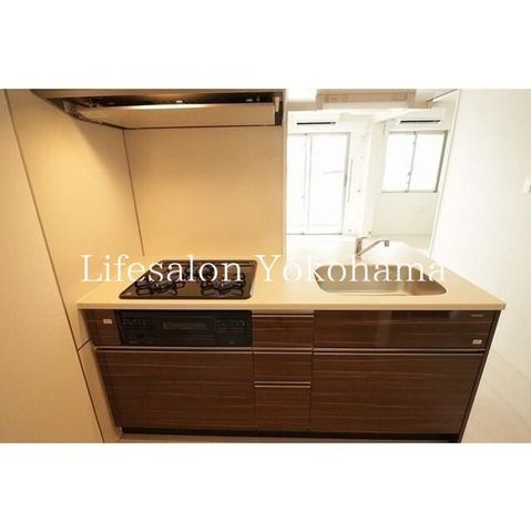 �y�L�b�`���z�@