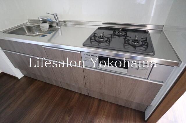 �y�L�b�`���z�@