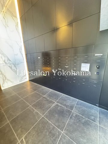 �y���̑��z�@���ԏ�