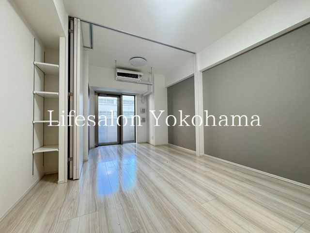 �y���ԁE���r���O�z�@