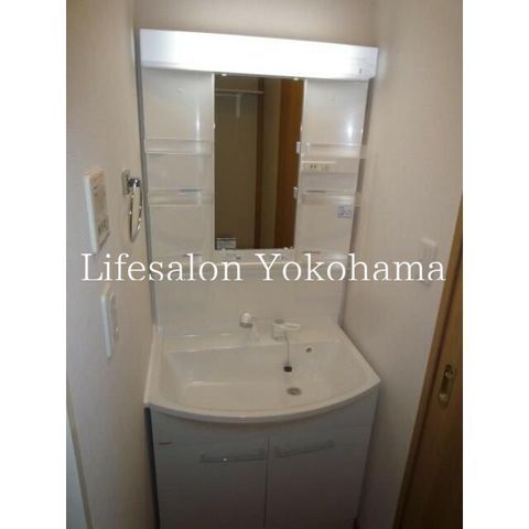 �y���ʏ��z�@