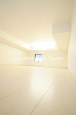 �y���ԁE���r���O�z�@