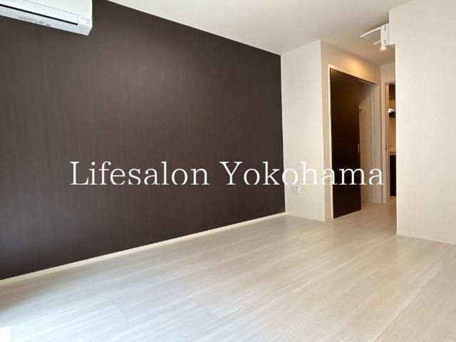 �y���ԁE���r���O�z�@