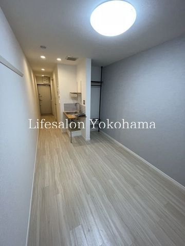 �y���ԁE���r���O�z�@