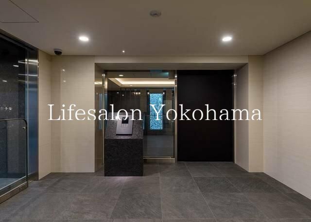 �y���̑��ݔ��z�@