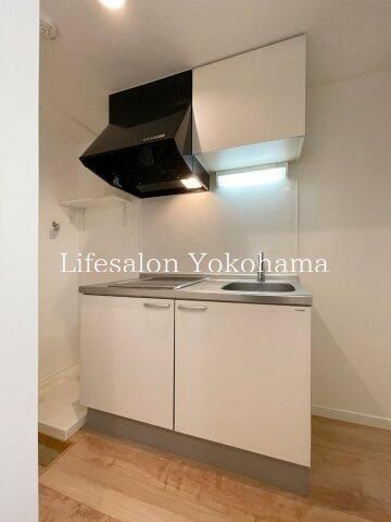 yLb`z@