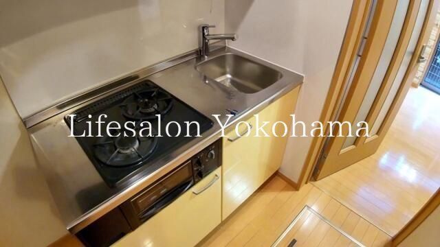 �y�L�b�`���z�@