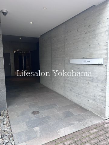 �y�G���g�����X�z�@�G���g�����X