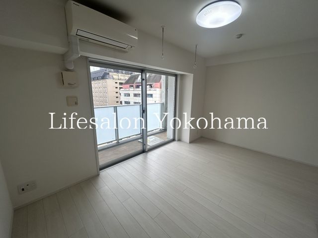 �y���̑��ݔ��z�@