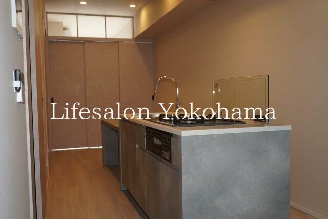 �y�L�b�`���z�@