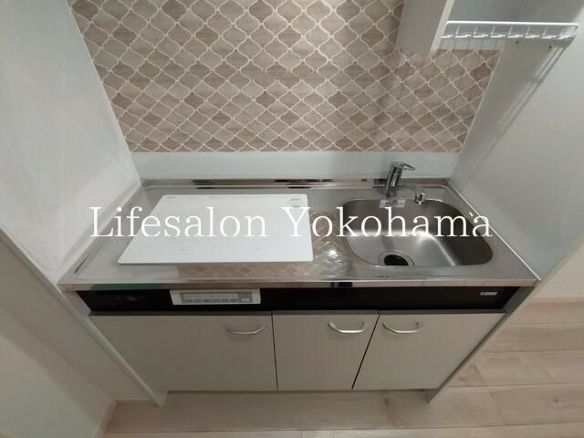 �y�L�b�`���z�@