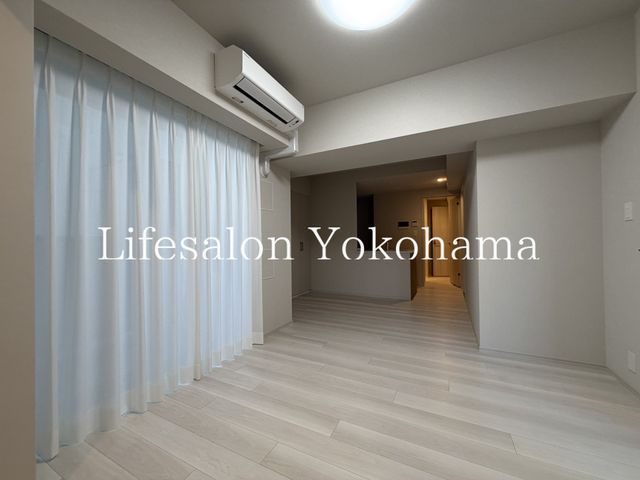 �y���ԁE���r���O�z�@