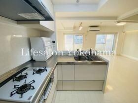 �y�L�b�`���z�@