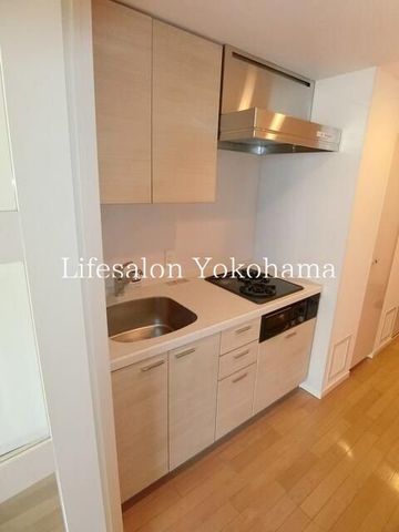 �y�L�b�`���z�@