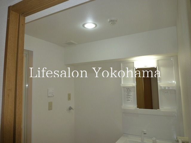 �y���ʏ��z�@