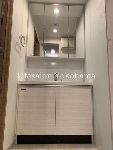 �y���ʏ��z�@