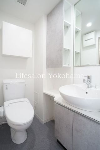 �y�g�C���z�@