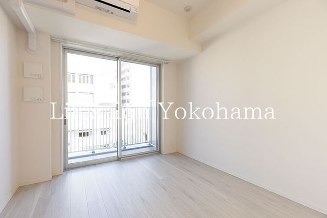 �y���ԁE���r���O�z�@