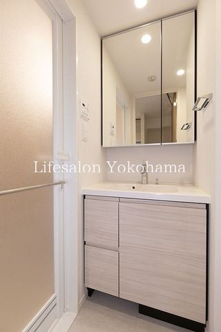 �y���ʏ��z�@