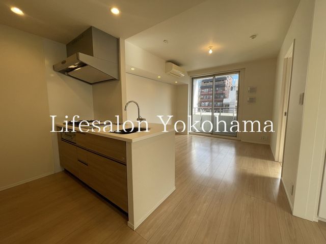 �y���ԁE���r���O�z�@