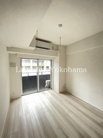 �y���ԁE���r���O�z�@