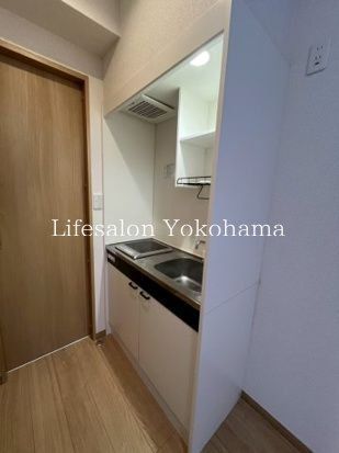 �y�L�b�`���z�@