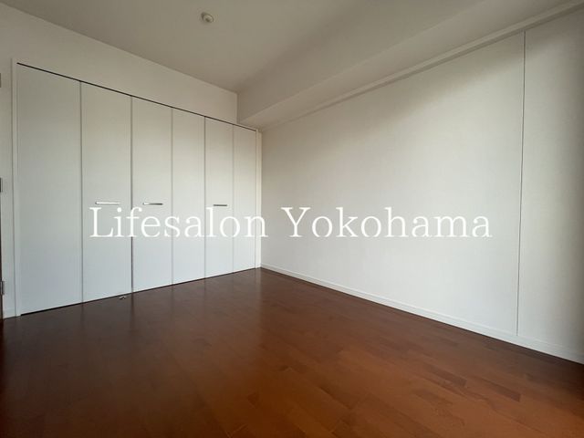 �y���̑������E�X�y�[�X�z�@���r���O/����