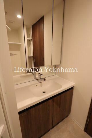 �y���ʏ��z�@