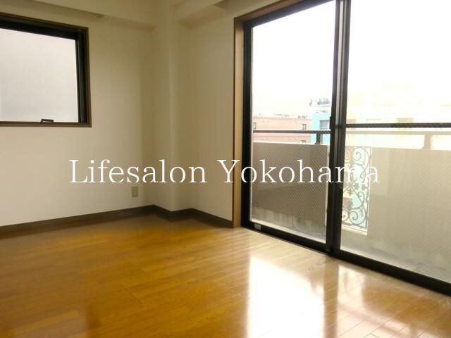 �y���̑������E�X�y�[�X�z�@