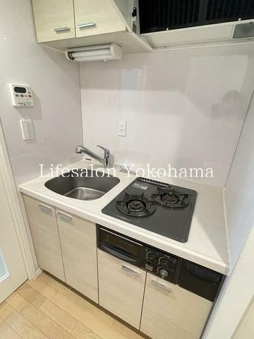 �y�L�b�`���z�@