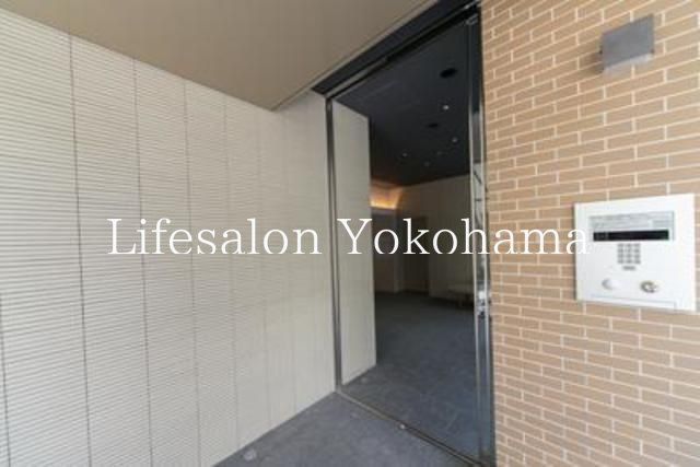 �y���̑��ݔ��z�@