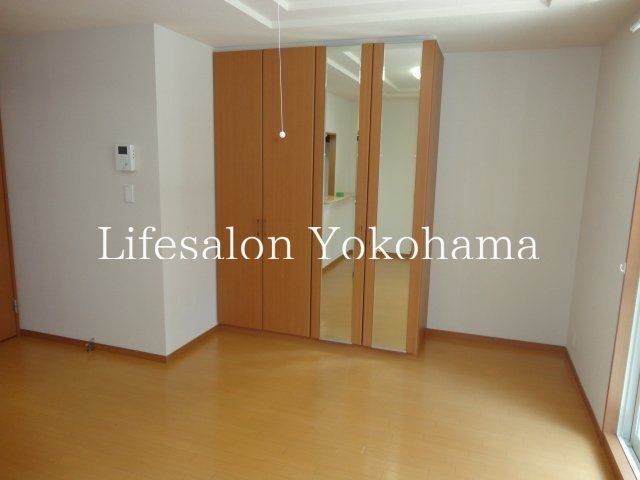 �y���[�z�@