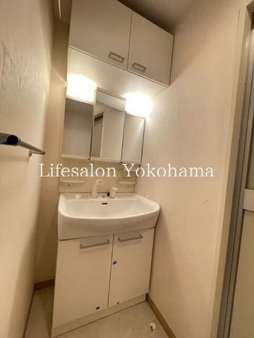 �y���ʏ��z�@