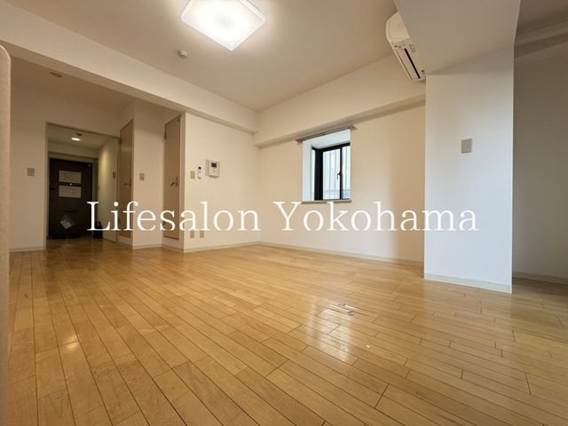 �y���̑��ݔ��z�@���r���O/����